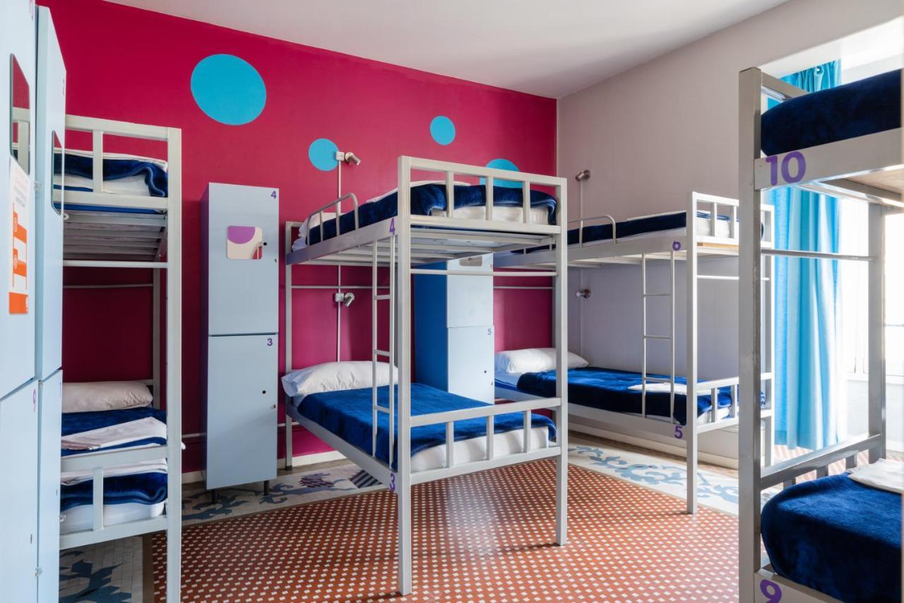 Purple Nest Auberge de jeunesse *
