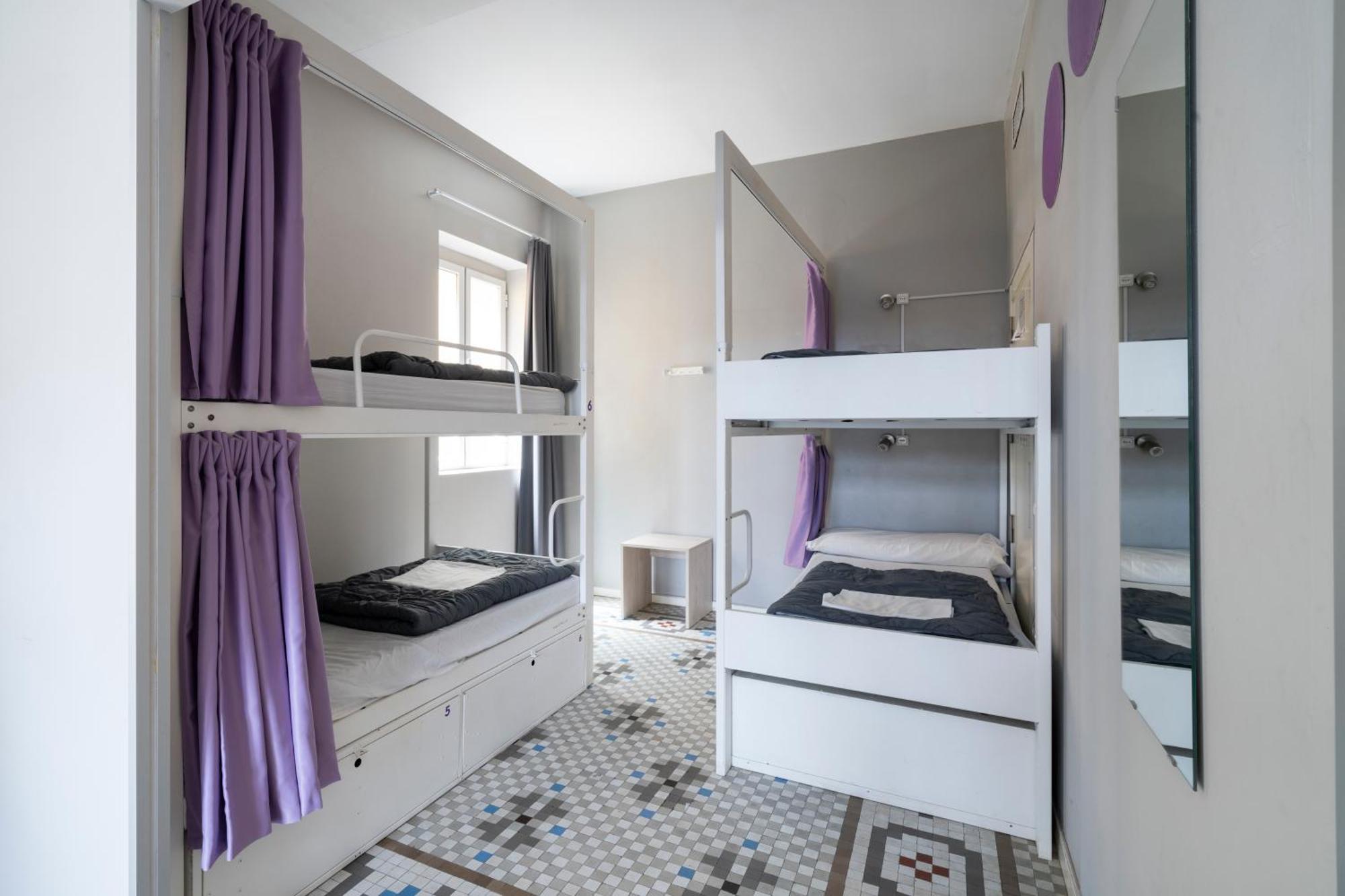 Purple Nest Auberge de jeunesse Valence